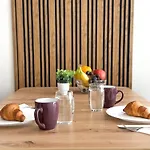 Apartment Modern 1br With Free Street Parking And Free Gym Pass 5-min Drive From Centre