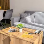 Apartment Modern 1br With Free Street Parking And Free Gym Pass 5-min Drive From Centre