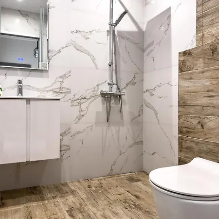 Modern 1br With Free Street Parking And Free Gym Pass 5-min Drive From Centre Apartmán Plovdiv