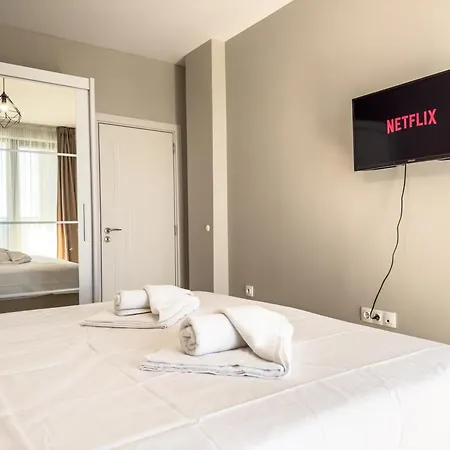 Modern 1br With Free Parking And Free Gym Pass * Plowdiw