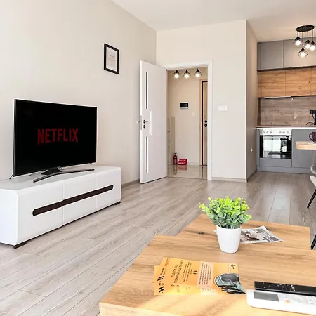 Modern 1br With Free Parking And Free Gym Pass * Plowdiw
